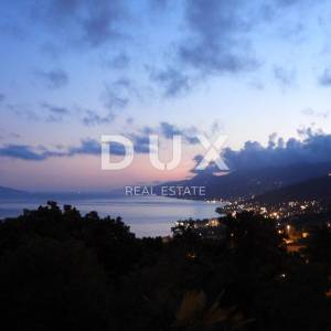 OPATIJA, MATULJI- kuća 400m2 s dvoetažnim stanom i dva apartmana + okućnica 710m2