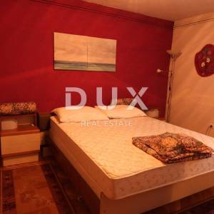 OPATIJA, MATULJI- kuća 400m2 s dvoetažnim stanom i dva apartmana + okućnica 710m2