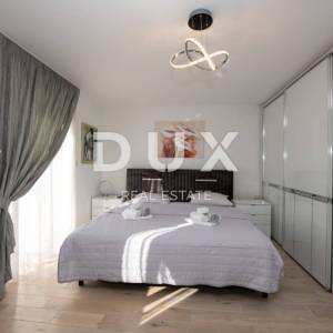 OPATIJA, MATULJI- kuća 405m2 s pogledom na more i bazenom + uređena okućnica 900m2