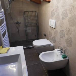 OPATIJA, MATULJI- kuća 405m2 s pogledom na more i bazenom + uređena okućnica 900m2
