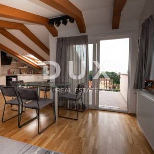 OPATIJA, MATULJI- kuća 405m2 s pogledom na more i bazenom + uređena okućnica 900m2