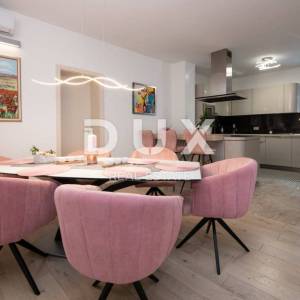 OPATIJA, MATULJI- kuća 405m2 s pogledom na more i bazenom + uređena okućnica 900m2