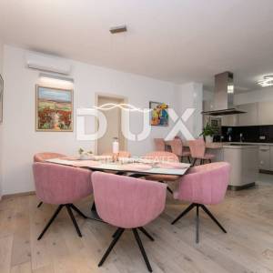 OPATIJA, MATULJI- kuća 405m2 s pogledom na more i bazenom + uređena okućnica 900m2