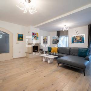 OPATIJA, MATULJI- kuća 405m2 s pogledom na more i bazenom + uređena okućnica 900m2