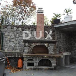OPATIJA, MATULJI- kuća 405m2 s pogledom na more i bazenom + uređena okućnica 900m2