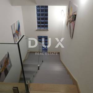OPATIJA, MATULJI- kuća 405m2 s pogledom na more i bazenom + uređena okućnica 900m2