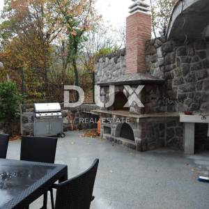 OPATIJA, MATULJI- kuća 405m2 s pogledom na more i bazenom + uređena okućnica 900m2