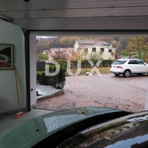OPATIJA, MATULJI- kuća 405m2 s pogledom na more i bazenom + uređena okućnica 900m2
