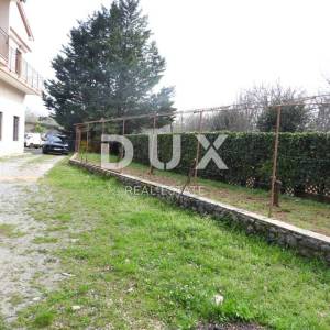 OPATIJA, MATULJI- kuća 420m2 + okućnica 1700m2 + pomoćna zgrada 160m2