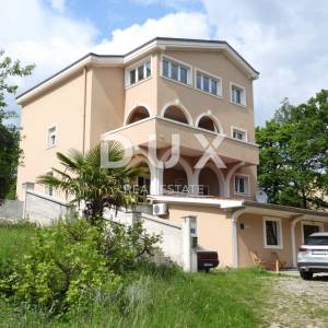 OPATIJA, MATULJI- kuća s 4 stana  550m2 + okoliš 3740m2