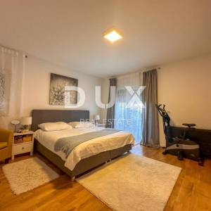OPATIJA, MATULJI - kuća s tri stana, bazenom i pogledom na more 