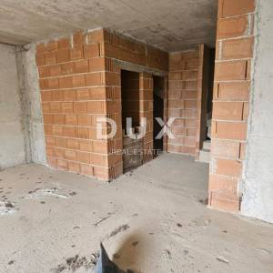 OPATIJA, MATULJI - kuća u izgradnji 230m2 + okoliš 400m2