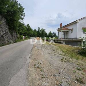 OPATIJA, MATULJI, MIHOTIĆI- građevinsko zemljište 2000m2 s pogledomna more + samostojeća kuća 260m2 