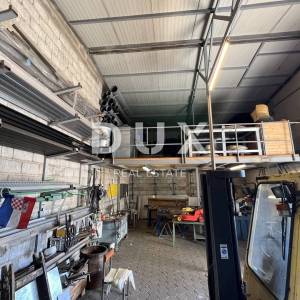 OPATIJA, MATULJI, OKOLICA - poslovno stambena zgrada od 350 m2
