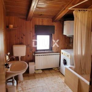 OPATIJA, MATULJI - Senzacionalna lokacija i cijena za € 725,-/m2