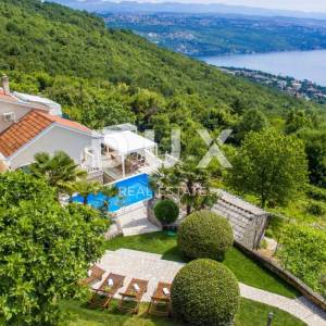 OPATIJA, MATULJI - Vila s pogledom na kvarnersko plavetnilo