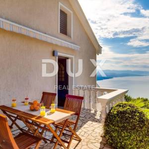 OPATIJA, MATULJI - Vila s pogledom na kvarnersko plavetnilo