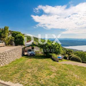 OPATIJA, MATULJI - Vila s pogledom na kvarnersko plavetnilo
