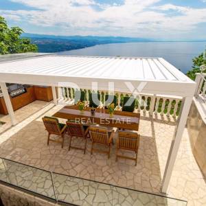 OPATIJA, MATULJI - Vila s pogledom na kvarnersko plavetnilo