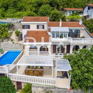 OPATIJA, MATULJI - Vila s pogledom na kvarnersko plavetnilo