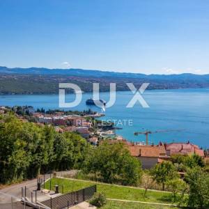 OPATIJA, MATULJI - zemljište za dvije zgrade s postojećom građevinskom dozvolom i pogledom na more