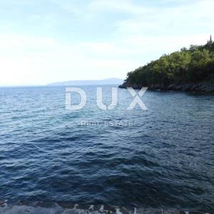 OPATIJA, MEDVEJA- građevinsko zemljište 1. RED DO MORA!!!  2350m2 za hotel/ boutique hotel/ motel/ apartmane/ ville/ kuće za iz...