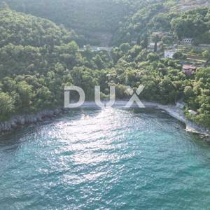 OPATIJA, MEDVEJA- građevinsko zemljište 1. RED DO MORA!!!  2350m2 za hotel/ boutique hotel/ motel/ apartmane/ ville/ kuće za iz...
