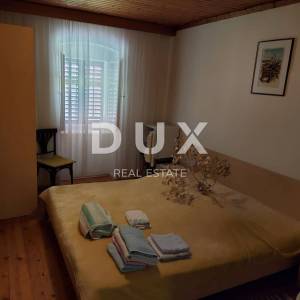 OPATIJA, MEDVEJA - kuća 2.RED DO MORA!! 250m2 + bungalov apartman 25m2 + okoliš 1031m2