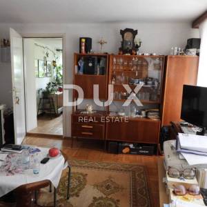 OPATIJA, MEDVEJA - kuća 2.RED DO MORA!! 250m2 + bungalov apartman 25m2 + okoliš 1031m2