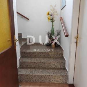 OPATIJA, MEDVEJA - kuća 2.RED DO MORA!! 250m2 + bungalov apartman 25m2 + okoliš 1031m2