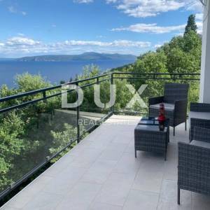 OPATIJA, MEDVEJA - kuća 340 m2 s pogledom na more i okoliš 800m2