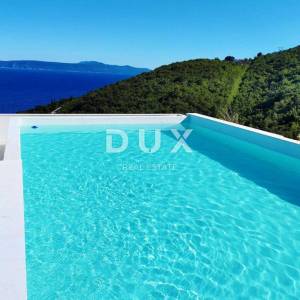 OPATIJA, MEDVEJA- villa 100m2 s  bazenom i panoramskim pogledom na more + okoliš 815m2