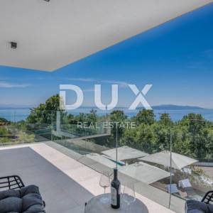OPATIJA - Moderna vila s panoramskim pogledom na more