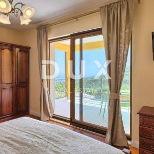 OPATIJA, MOŠĆENICE - Vila na osami, 240m2 s pogledom na more