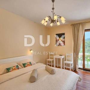 OPATIJA, MOŠĆENICE - Vila na osami, 240m2 s pogledom na more