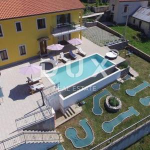 OPATIJA, MOŠĆENICE - Vila na osami, 240m2 s pogledom na more