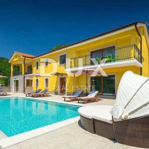 OPATIJA, MOŠĆENICE - Vila na osami, 240m2 s pogledom na more