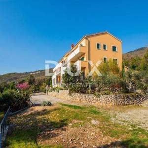 OPATIJA, MOŠĆENIČKA DRAGA - Investicijski dragulj: Vila na osami, prvi red do mora