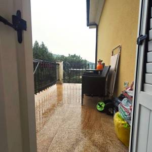 OPATIJA, MOŠĆENIČKA DRAGA - Dvoetažni apartman u blizini plaže!