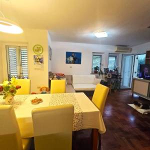 OPATIJA, MOŠĆENIČKA DRAGA - Dvoetažni apartman u blizini plaže!
