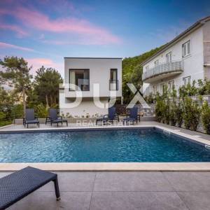 OPATIJA, MOŠĆENIČKA DRAGA – dvije nove vile s bazenom, 410m2 + 225m2 s vrtom, namještajem i wellnessom