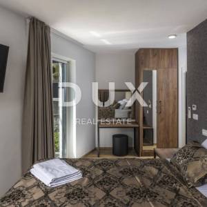 OPATIJA, MOŠĆENIČKA DRAGA – dvije nove vile s bazenom, 410m2 + 225m2 s vrtom, namještajem i wellnessom