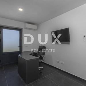 OPATIJA, MOŠĆENIČKA DRAGA – dvije nove vile s bazenom, 410m2 + 225m2 s vrtom, namještajem i wellnessom