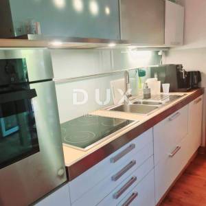 OPATIJA, MOŠĆENIČKA DRAGA - Stan i studio apartman s vlastitim ulazom i terasom