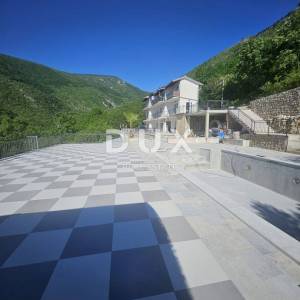 OPATIJA, MOŠĆENIČKA DRAGA - kuća 190m2 s pogledom na more + okoliš 3500m2