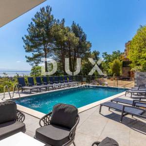 OPATIJA, MOŠĆENIČKA DRAGA - ekskluzivna vila u blizini plaže na okučnici od 1200m2 