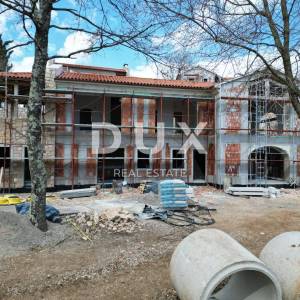 OPATIJA, OKOLICA - INVESTICIJSKA PRILIKA – Villa Resort u srcu prirode s panoramskim pogledom na more na 54.000 m²