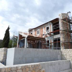 OPATIJA, OKOLICA - INVESTICIJSKA PRILIKA – Villa Resort u srcu prirode s panoramskim pogledom na more na 54.000 m²