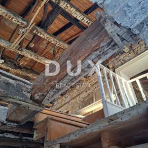 OPATIJA, OKOLICA, KASTAV - prekrasna ruina od 240 m2