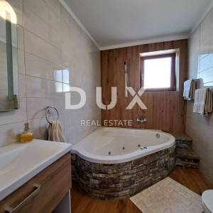 OPATIJA, OKOLICA - luksuzna vila s bazenom i okućnicom